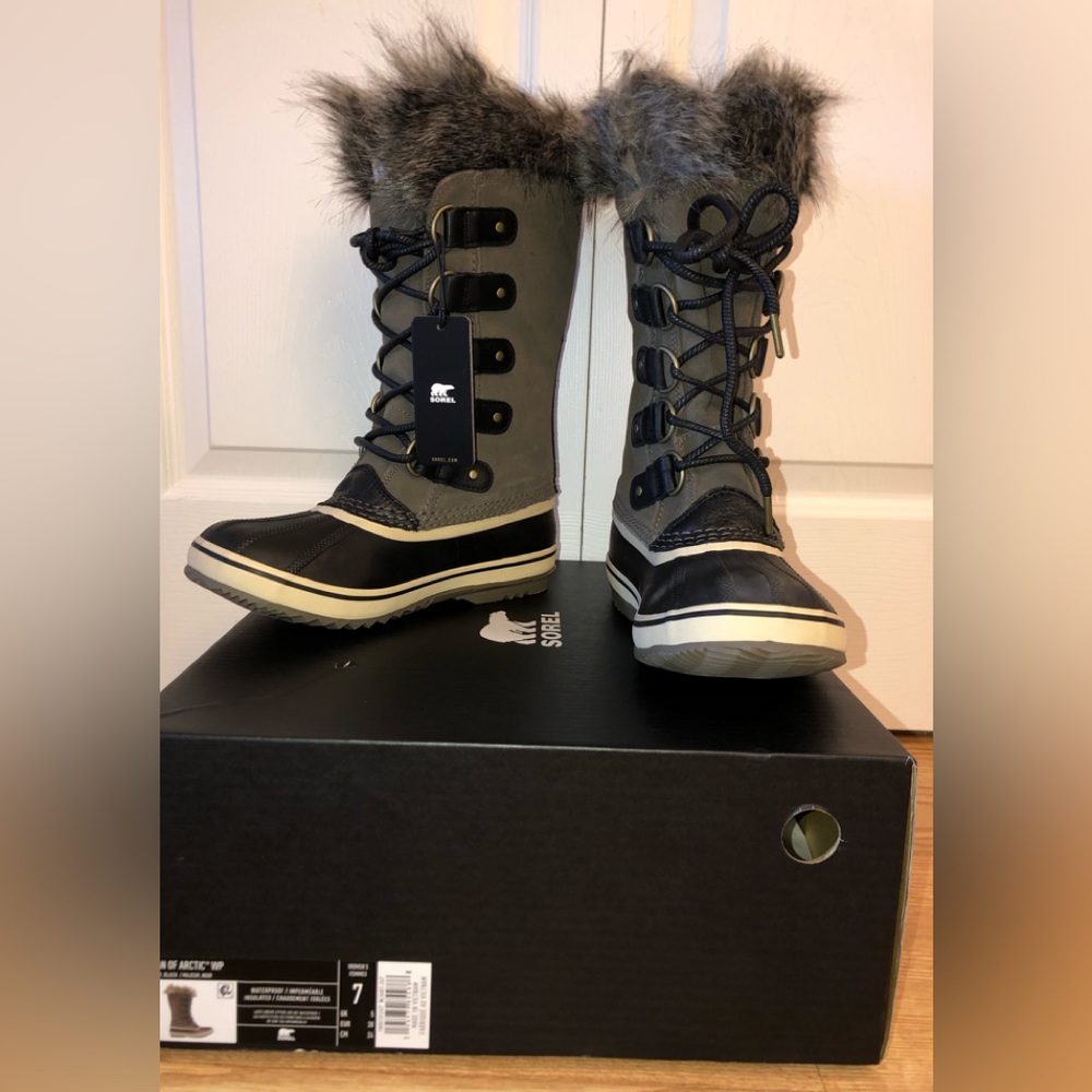 WOMEN'S JOAN OF ARCTIC™ BOOT - Picture 2 of 9